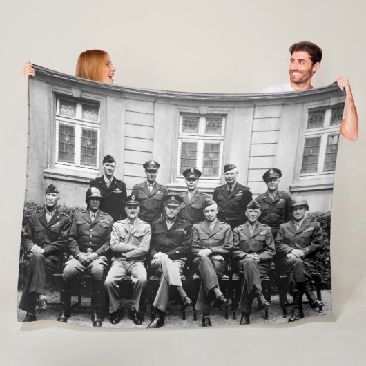 GENERAAL OF WORLD WAR II FLEECE DEKEN (In situ)