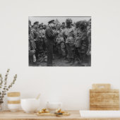 General Dwight D. Eisenhower met Paratroopers Poster (Keuken)