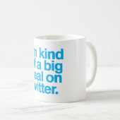 Generieke Comedy™ / Big Deal op Twitter. Koffiemok (Voorkant rechts)