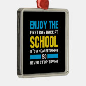 Geniet van de eerste dag terug naar school metalen ornament (Rechts)