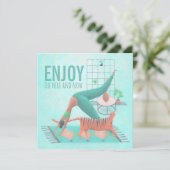 Geniet van de hier en nu Pastel Zen Yoga Pose Cat Kaart (Staand voorkant)