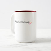 Geniet van de kleine dingen citaat tweekleurige koffiemok (Voorkant links)