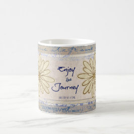 Geniet van de reis; één stap voor een prijsopgave koffiemok