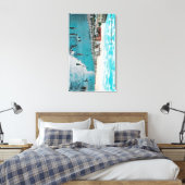 Geniet van golven bij Ocean BeachLong Beach, CA Canvas Afdruk (Insitu (Slaapkamer))