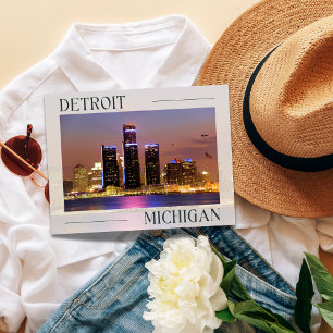 Geniet van het nachtleven in Detroit, Michigan Briefkaart