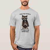 Geniet van uw vakantie ondeugende wasbeer t-shirt (Voorkant)