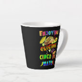 Genieten van de keuken op Cinco de Mayo Latte Mok (Rechterhoek)