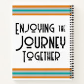 Genieten van de reis neven kamp retro camper notitieboek (Achterkant)