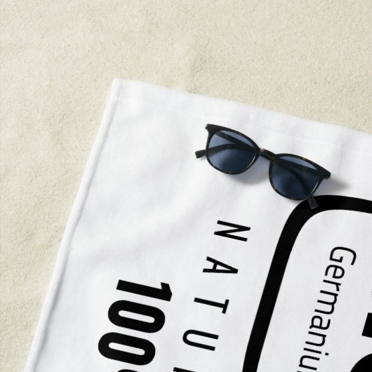 GENiUS Periodiek Systeem - Funny Science Design Strandlaken (In situ)