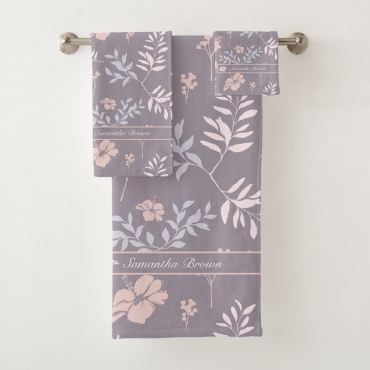 Gentle Lavender & roze Floral Pattern Personalized Bad Handdoek (Insitu)