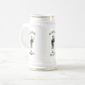 Gentleman Bagpiper in Green Kilt Bierpul (Voorkant links)