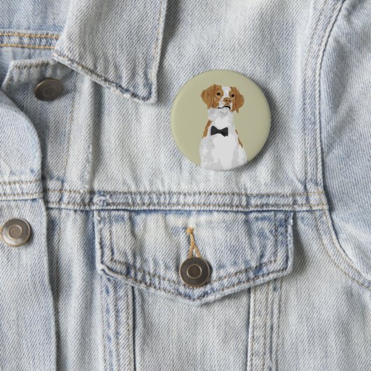 Gentleman Brittany Dog Pin Button voor Hondenliefh (In situ)