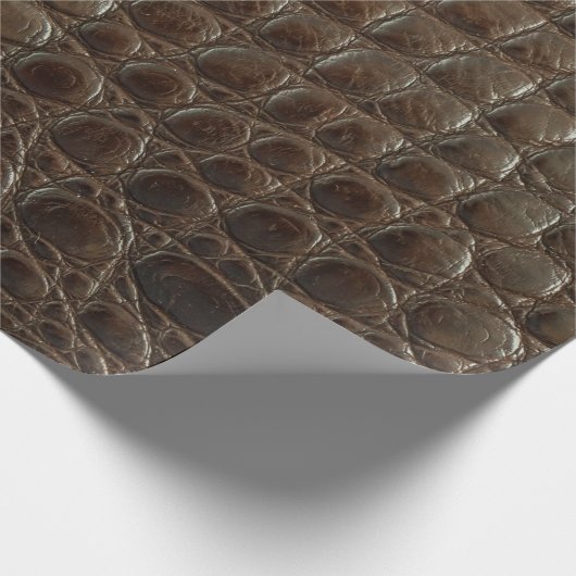 Genuine brown alligator leather, close up to show  cadeaupapier (Hoek)