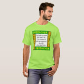 Geocacher verloor geest in groen t-shirt (Voorkant volledig)