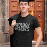 Geologie Rocks - Earth Science Pun T-Shirt<br><div class="desc">Geologie Rocks. Een woordspeling die letterlijk in steen is gezet. Ons leuke ontwerp is ideaal voor studenten,  geologen en iedereen die een fan is van aardwetenschappen.</div>