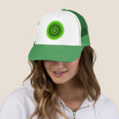 Geomagnetisch groen Mandala-64555 Trucker Pet (In situ)