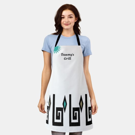 Geometric Aztec Style Schort, wit en Turquoise Schort (Gedragen)