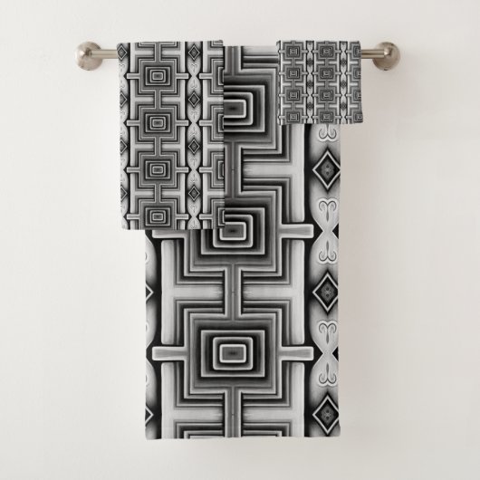 Geometric Black White en Grey Aztec Bad Handdoek (Insitu)