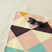 Geometric pattern overlapping diamonds & triangle strandlaken (In situ)