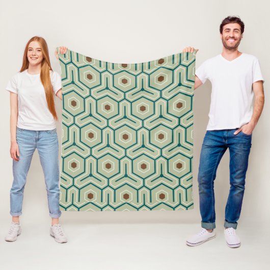 Geometric pattern with interlocking hexagons fleece deken (In situ)