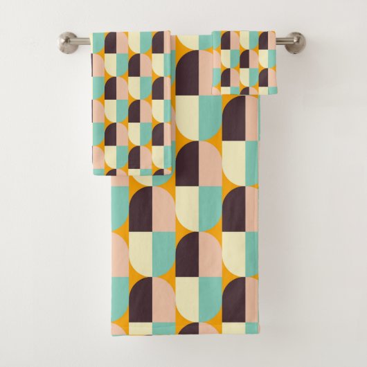 Geometric pattern with overlapping half-circles bad handdoek (Insitu)