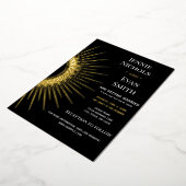 Geometric Sun Modern | Donkere achtergrond bruilof Folie Uitnodiging (Gedraaid)