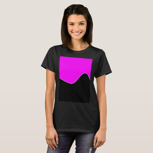 GEOMETRIC TWO TONE PATTERN FUCHSIA AND BLACK T-SHIRT (Voorkant volledig)