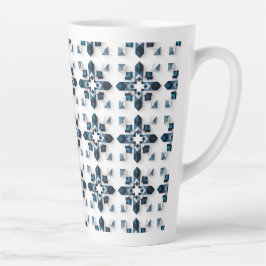 Geometrisch abstract ontwerp in blauw en wit latte mok