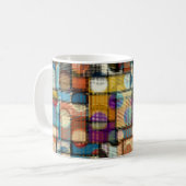 Geometrisch abstract patroon in laag-poly pixelkun koffiemok (Voorkant links)