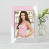 Geometrisch Afstudeerder | Roze/grijze GraduPartij Kaart (Staand voorkant)