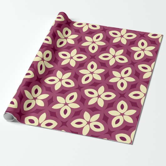 Geometrisch bloemmotief in Bourgogne en crème Cadeaupapier (Uitgerold)