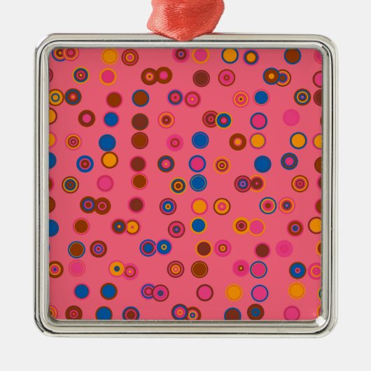 Geometrisch cirkelpatroon koraalroze bubblegum metalen ornament (Voorkant)