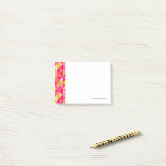Geometrisch driehoekspatroon post-it® notes (Op bureau)