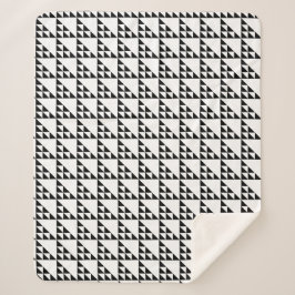 Geometrisch driehoekspatroon wit en zwart sherpa deken