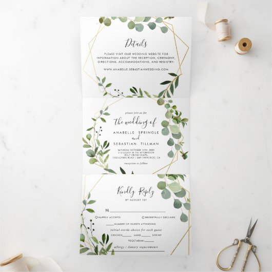 Geometrisch Goud Groen Eucalyptus Bruiloft Drieluik Uitnodiging (Binnen)