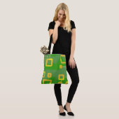 geometrisch groene marsmantel tote bag (Op model)
