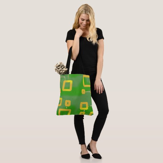 geometrisch groene marsmantel tote bag (Op model)