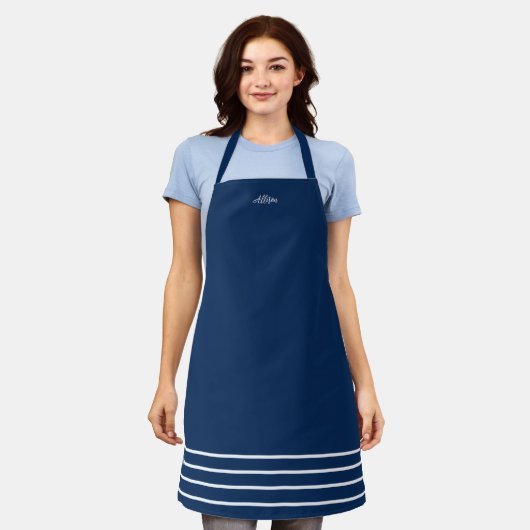 Geometrisch marineblauw en wit monogram schort (Gedragen)
