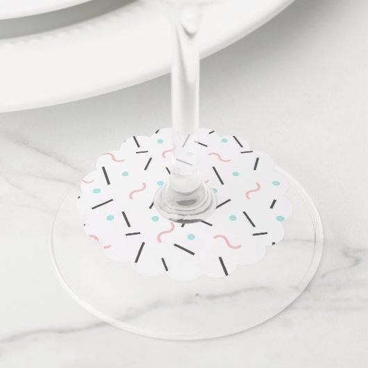 Geometrisch patroon 32 wijnglaslabel (Dichtbij)