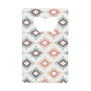 Geometrisch patroon in aztec-stijl creditkaart flessenopener