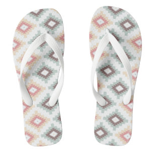 Geometrisch patroon in aztec-stijl teenslippers