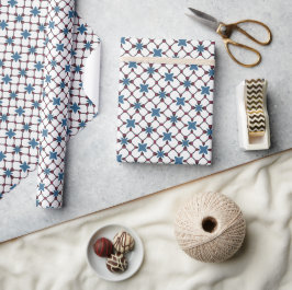 Geometrisch patroon in blauw, wit en rood cadeaupapier