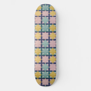 Geometrisch patroon met levendige kleuren persoonlijk skateboard
