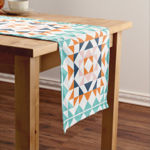 Geometrisch patroon van kleurrijk modern kantelblo korte tafelloper
