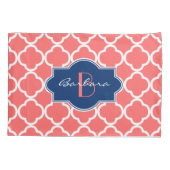 Geometrisch patroon van koraal en wit Quatrefoil Kussensloop (Achterkant)