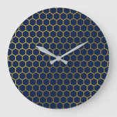 Geometrisch patroon van Navy Blue en Gold Hexagon Grote Klok (Voorkant)
