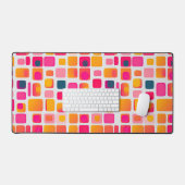 Geometrisch patroon van vierkante kleurblokken Roz Bureaumat (Keyboard & Muis)