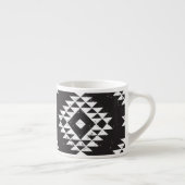Geometrisch: Zwart-wit Tribal. Espresso Kop (Rechts)