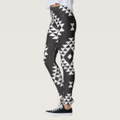 Geometrisch: Zwart-wit Tribal. Leggings (Links)