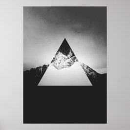 Geometrische berg gespiegeld in driehoek poster